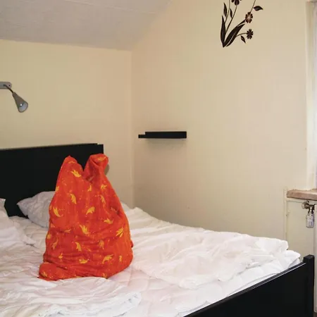 Two-bedroom In Neue Muhle